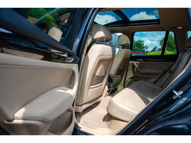 BMW X3 xDrive35i High Executive 2014 Benzine 13