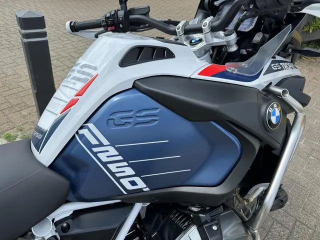 BMW R 1250 GS Adventure Trophy 2022 Benzine 13