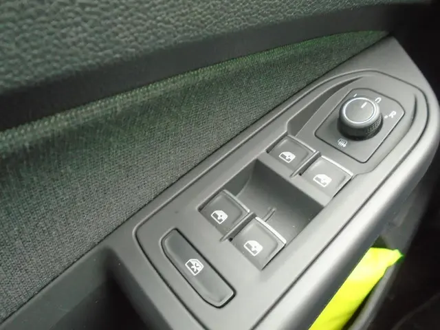Volkswagen Golf 1.4 eHybrid 2024 Hybride Benzine 16