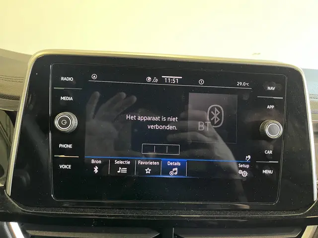 Volkswagen T-Roc 1.5 TSI 150pk DSG R-Line 2024 Benzine 18