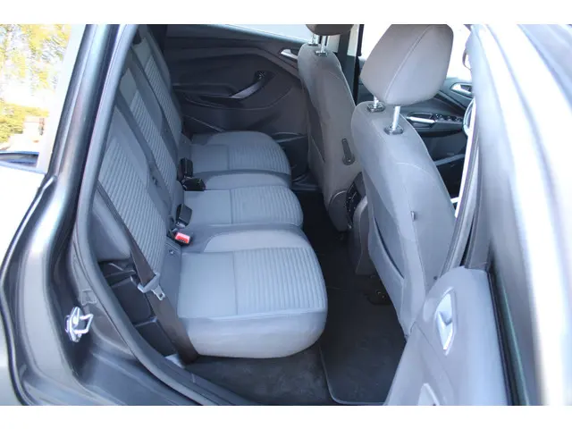 Ford C-MAX 1.0 Titanium 2017 Benzine 14