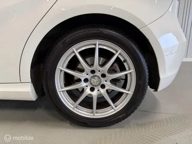 Mercedes-Benz A-Klasse 180 Ambition 2015 Benzine 8