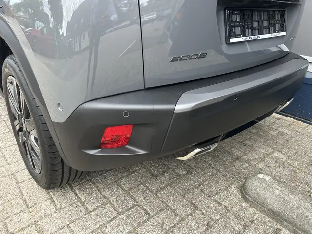 Peugeot 2008 1.2 Hybrid 145 GT 2025 Hybride Benzine 34