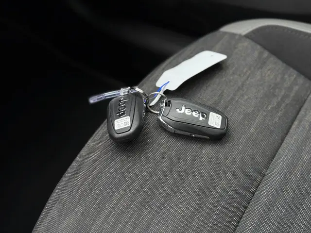 Jeep Avenger Longitude 54 kWh 2024 Elektrisch 34