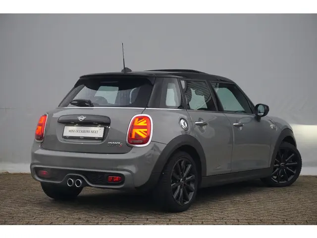 MINI 5-Deurs Cooper S Chili 2020 Benzine 2