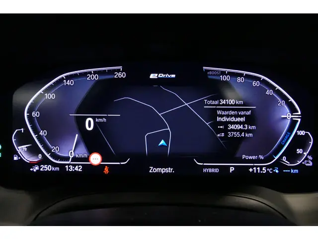 BMW 3 Serie 330e xDrive M Sport 2021 Hybride Benzine 5