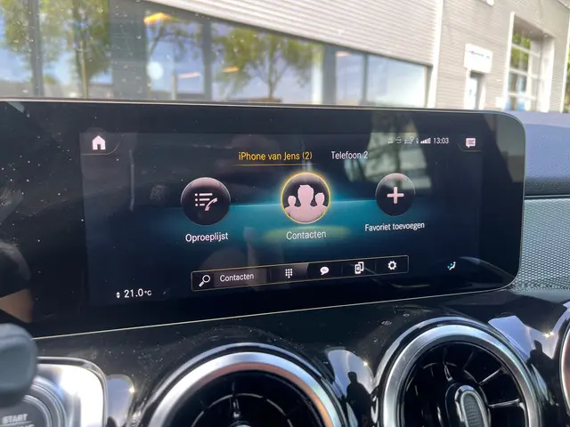 Mercedes-Benz GLB 180 Business Line 2023 Benzine 33