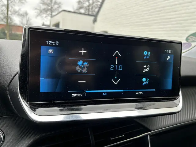 Peugeot 2008 1.2 Turbo 100 PK Allure Pack | 2021 Benzine 17