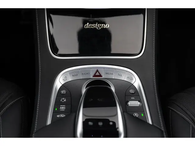 Mercedes-Benz S-Klasse Coupé AMG 65 2015 Benzine 27