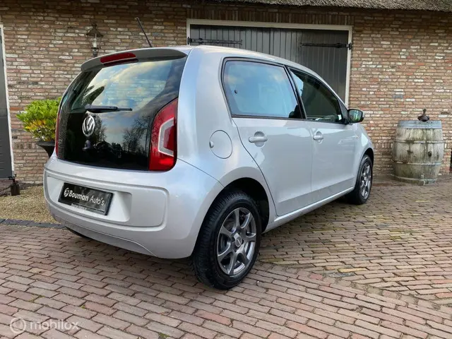 Volkswagen up! 1.0 take up! BlueMotion 2015 Benzine 3