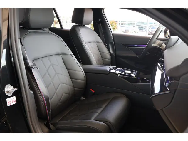 BMW i5 Touring M60 xDrive 2024 Elektrisch 7