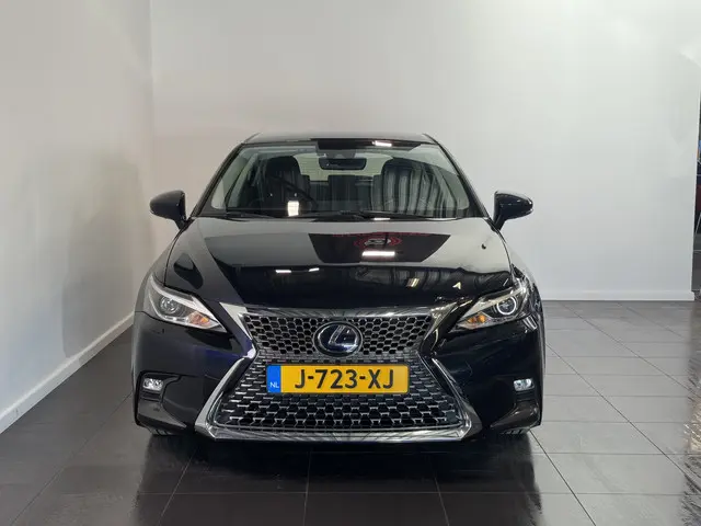 Lexus CT 200h Sport Edition 2020 Hybride Benzine 3