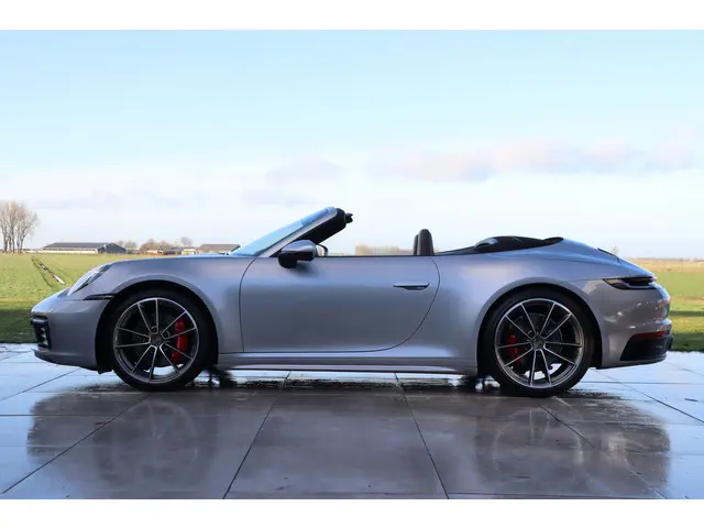 Porsche 911 Carrera S 2020 Benzine 41