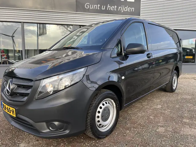 Mercedes-Benz Vito 110 CDI Lang 2021 Diesel 11