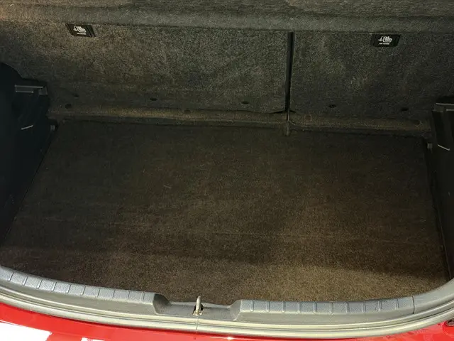 Toyota Yaris 1.5 Hybrid Active 2018 Hybride Benzine 19