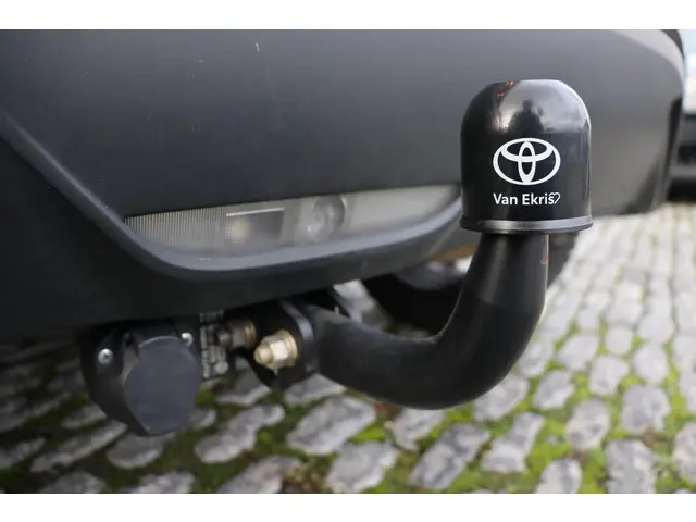 Toyota Yaris 1.5 VVT-i Dynamic 125pk 2023 Benzine 11