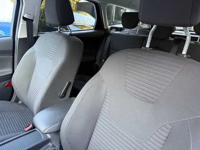 Ford Focus Wagon 1.5 Titanium 2016 Benzine 32