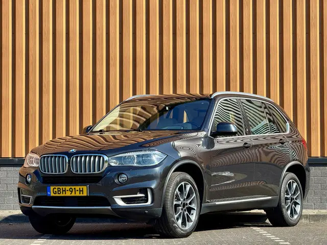 BMW X5 xDrive30d High Executive 2015 Diesel 28