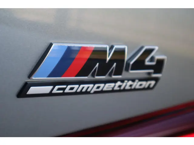 BMW M4 Coupé xDrive Competition 2025 Benzine 35