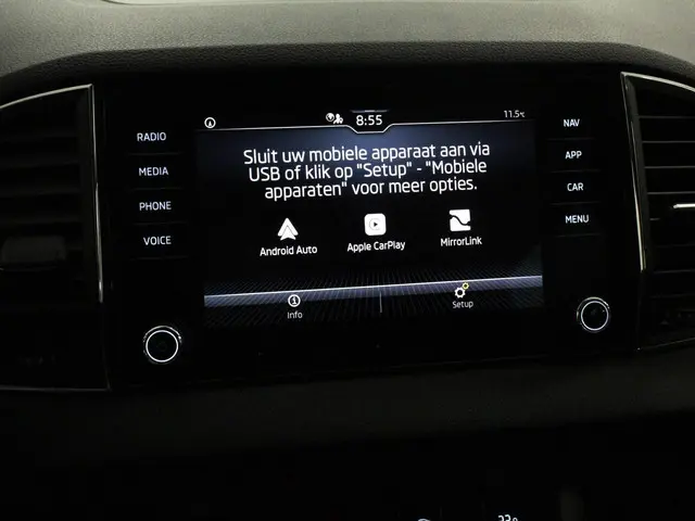 Škoda Karoq 1.5 TSI 150pk DSG Ambition 2024 Benzine 24