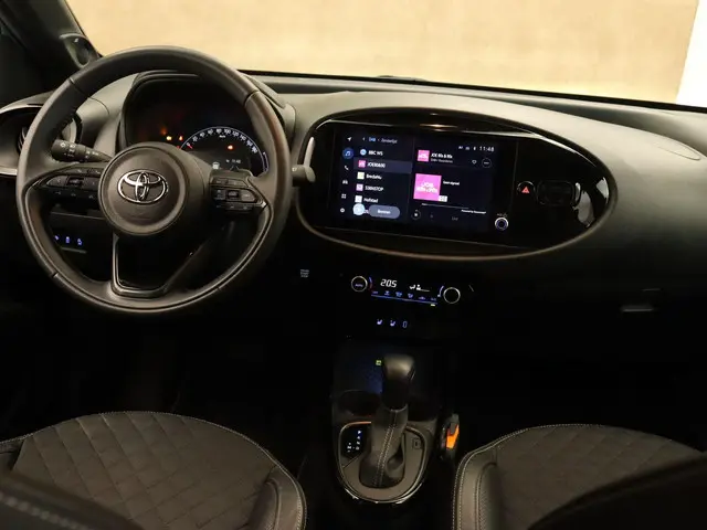 Toyota Aygo X 1.0 VVT-i S-CVT Premium 2024 Benzine 21