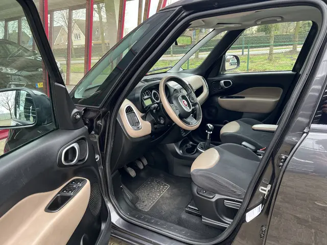 Fiat 500L 1.4-16V Lounge 2012 Benzine 7