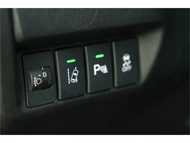 Honda Jazz 1.3i V-TEC ELEGANCE 2016 Benzine 21