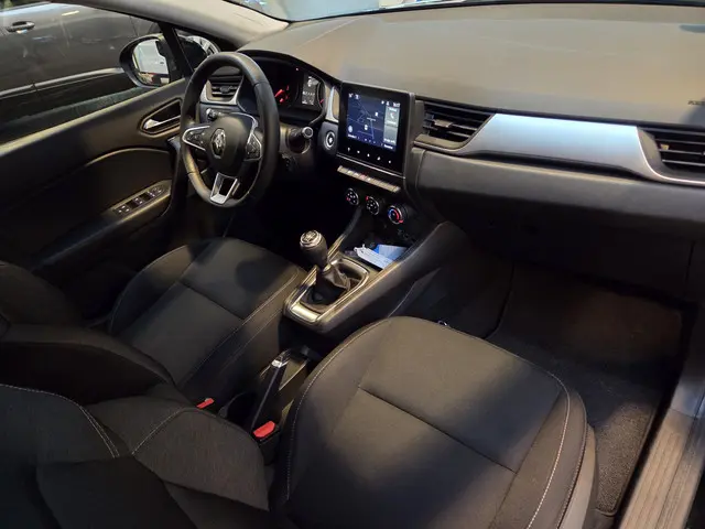 Renault Captur 1.0 TCe 90 Business Zen 2021 Benzine 16