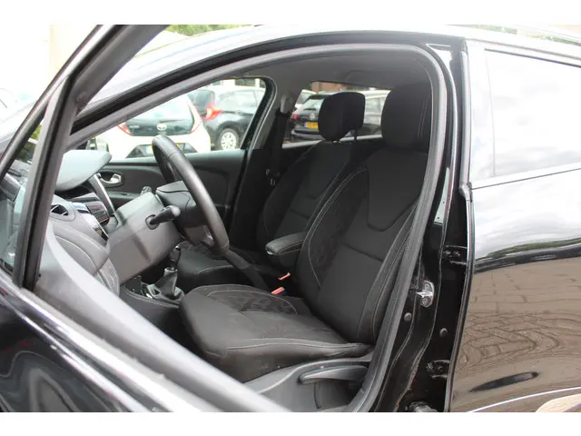 Renault Clio Estate 0.9 TCe Limited//Navi//Airco! 2019 Benzine 6