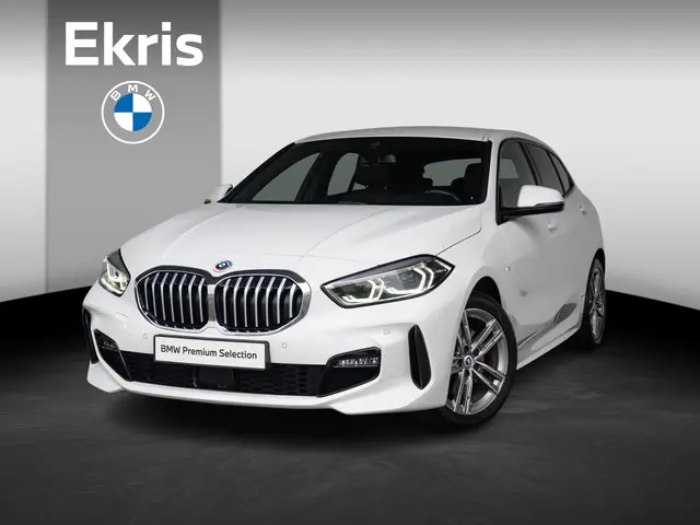 BMW 1 Serie 118i 2022 Benzine