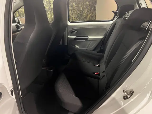 SEAT Mii 1.0 Style Intense 2019 Benzine 18