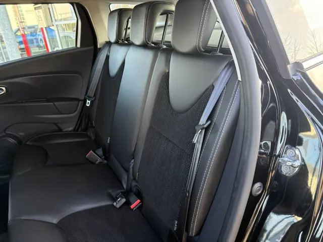 Renault Clio Estate 0.9 TCe Intens 2019 Benzine 25