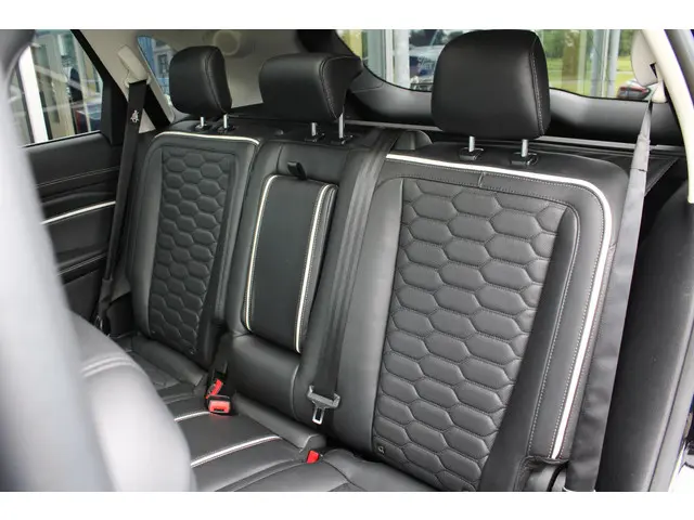 Ford Edge 2.0 TDCI 210pk Bi Turbo Vignale 2017 Diesel 13