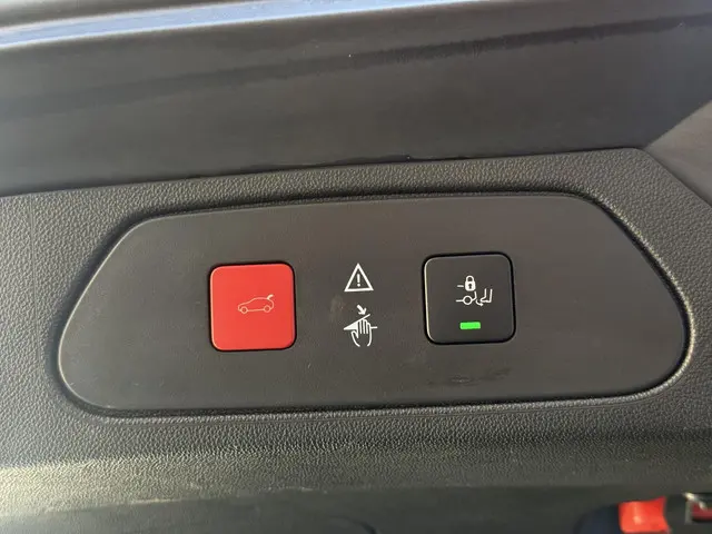 Opel Grandland X 1.2 Turbo Ultimate 2019 Benzine 23