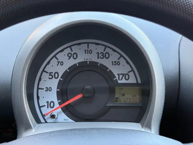 Toyota Aygo 1.0 VVT-i Now 5-deurs / APK 2013 Benzine 13