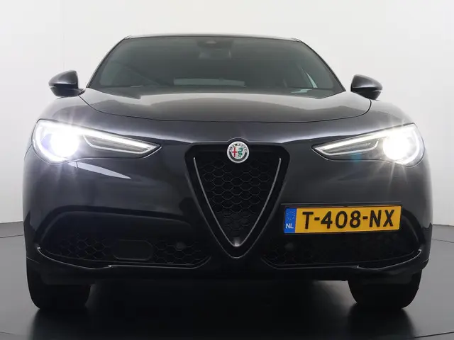 Alfa Romeo Stelvio 2.0 T AWD Super 2019 Benzine 3