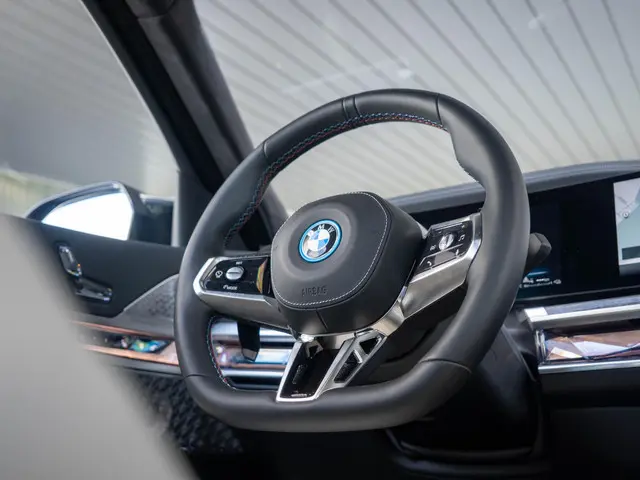 BMW 7 Serie Sedan M760e xDrive 2023 Hybride Benzine 53