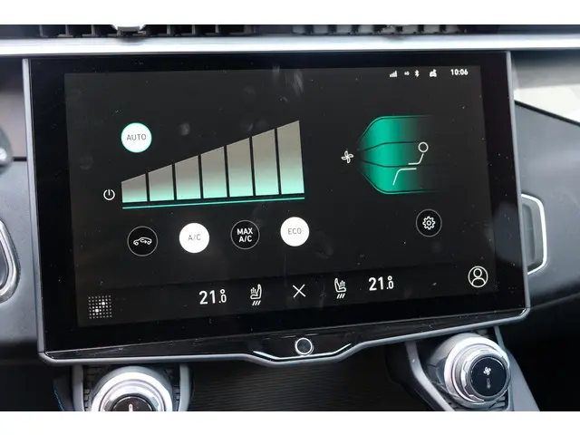 Lynk & Co 01 PHEV 2021 Hybride Benzine 23