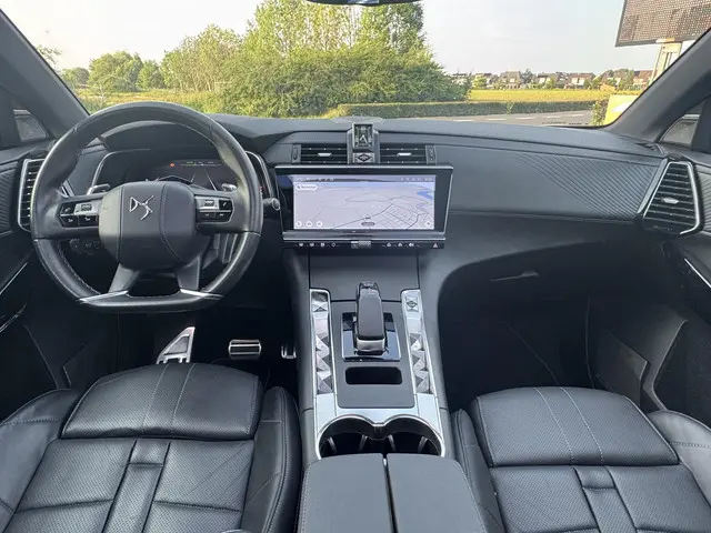 DS DS 7 E-Tense 300 4x4 Opéra 2023 Hybride Benzine 26