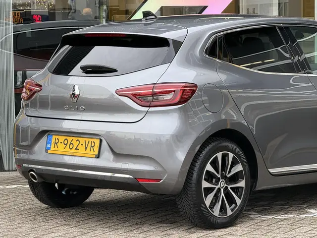 Renault Clio 1.0 TCe 90 Techno 2022 Benzine 27