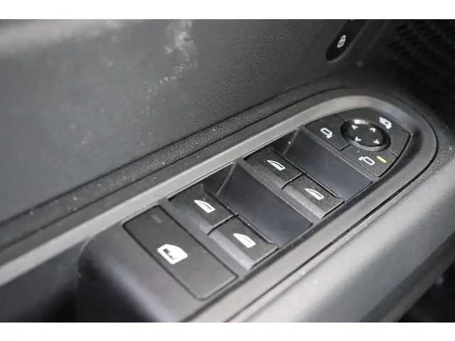 MINI Countryman C Aut. 2024 Benzine 29