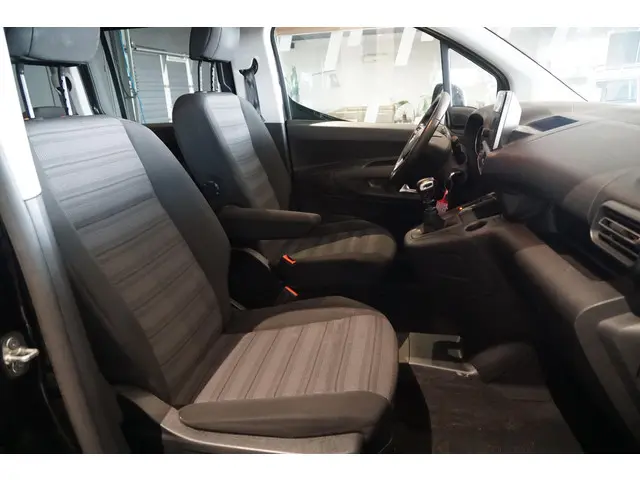 Opel Combo Tour 1.2 Turbo L2H1 Edition 7p. 2020 Benzine 8