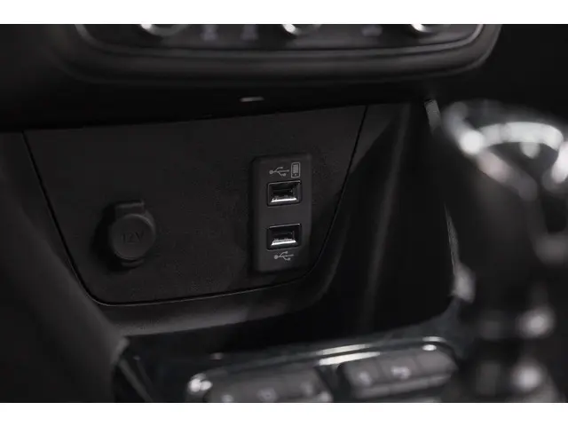 Opel Crossland X 110 Turbo Innovation 2019 Benzine 37