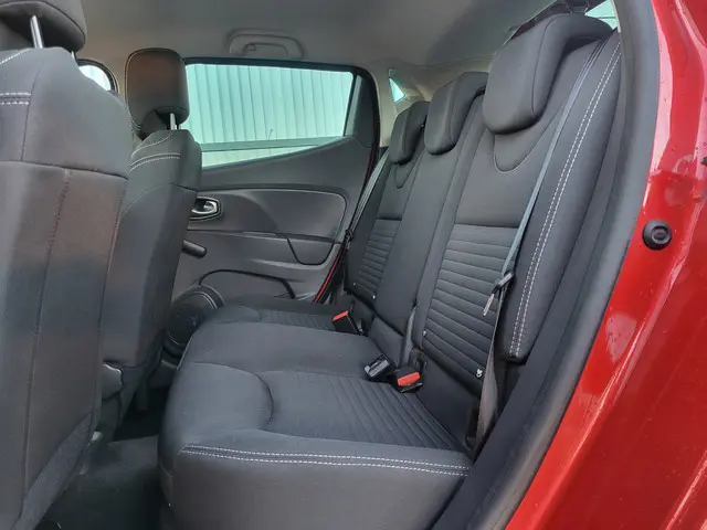 Renault Clio 1.5 dCi Ecoleader Limited 2017 Diesel 10