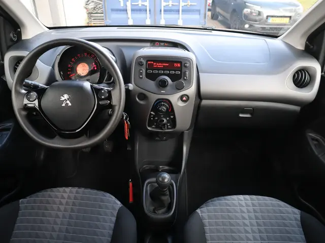 Peugeot 108 3