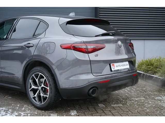 Alfa Romeo Stelvio 2.0 T AWD Super 2018 Benzine 14