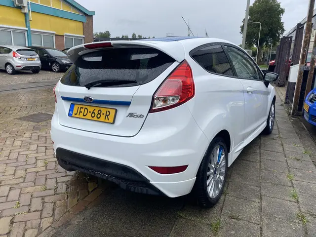 Ford Fiesta 1.25 2016 Benzine 16