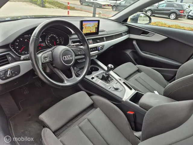 Audi A4 Avant 1.4 TFSI Sport Lease Edition 2018 Benzine 14