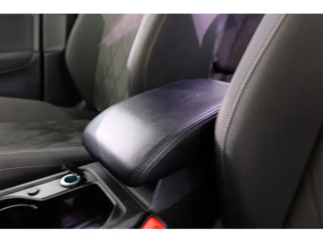 Volkswagen Golf 1.5 TSI R-Line 2020 Benzine 28