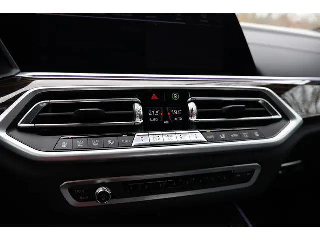 BMW X5 xDrive45e High Executive 2021 Hybride Benzine 36